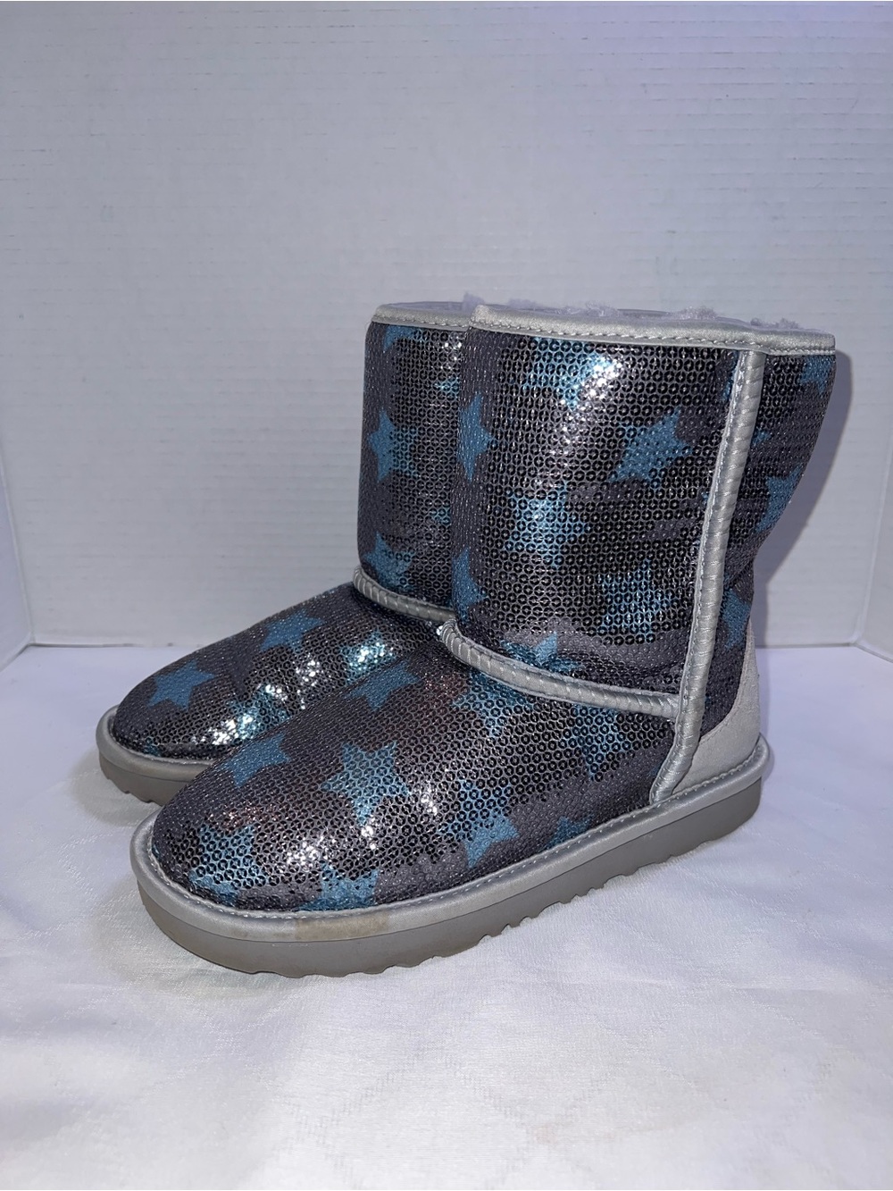 UGG Kids Classic Short II Sequin Star Boots